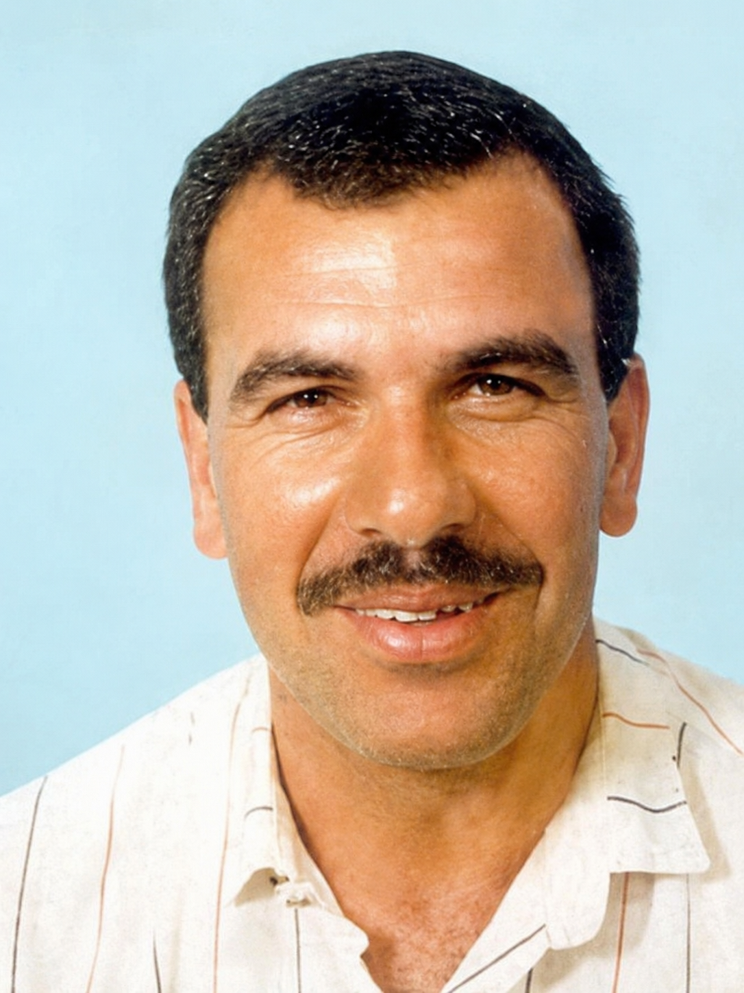 יובל גולן